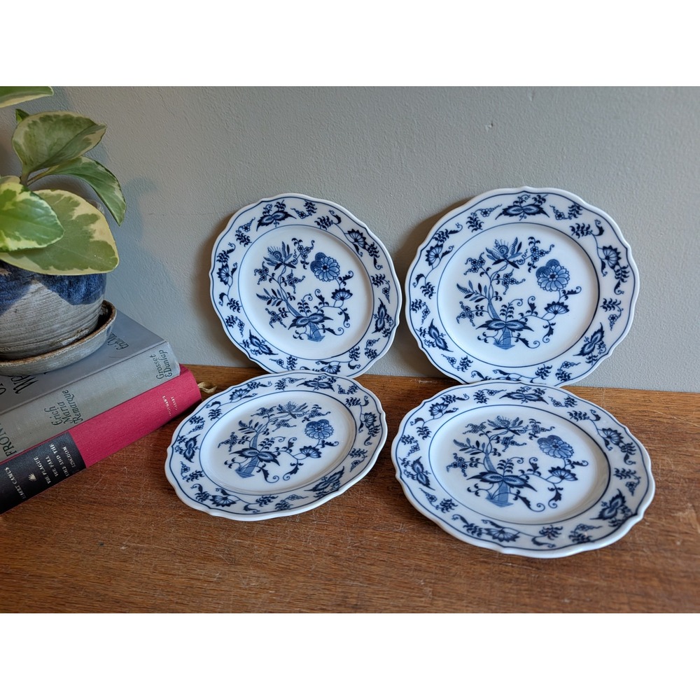 Vtg Blue Danube Bread Butter Plates Set of 4 Blue Onion Scalloped 6.75in READ***